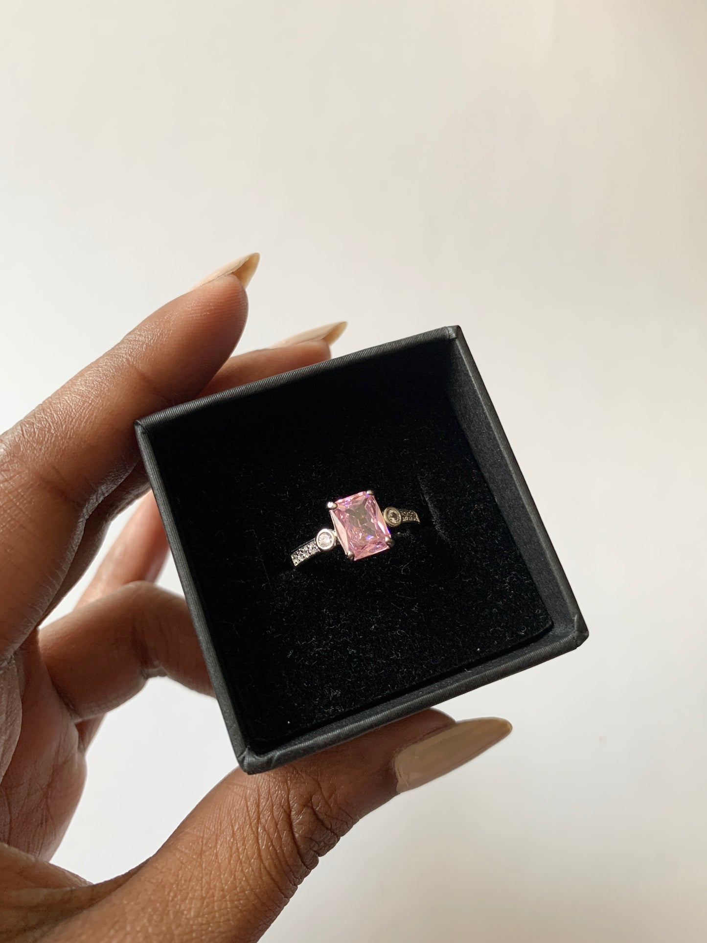 Aze Ring