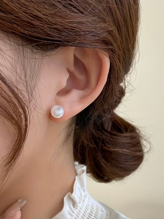 PEARL STUDS