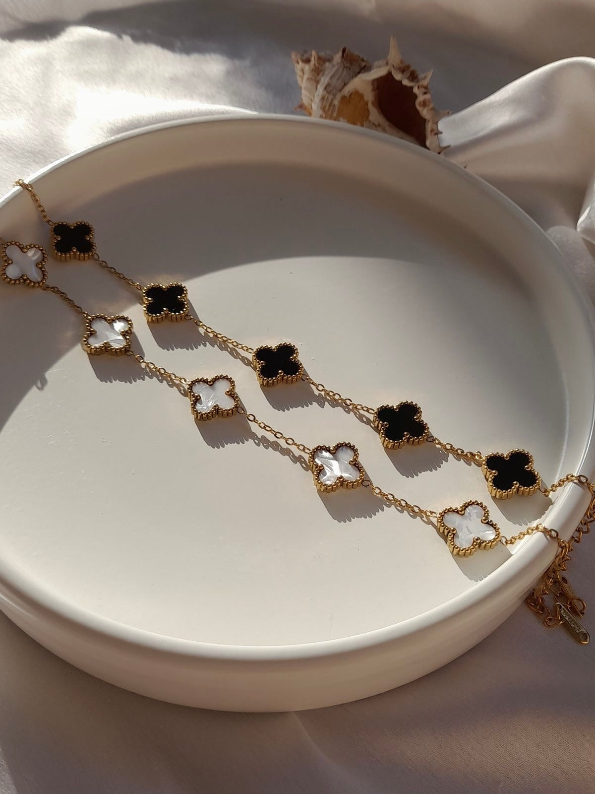 Black clover bracelet