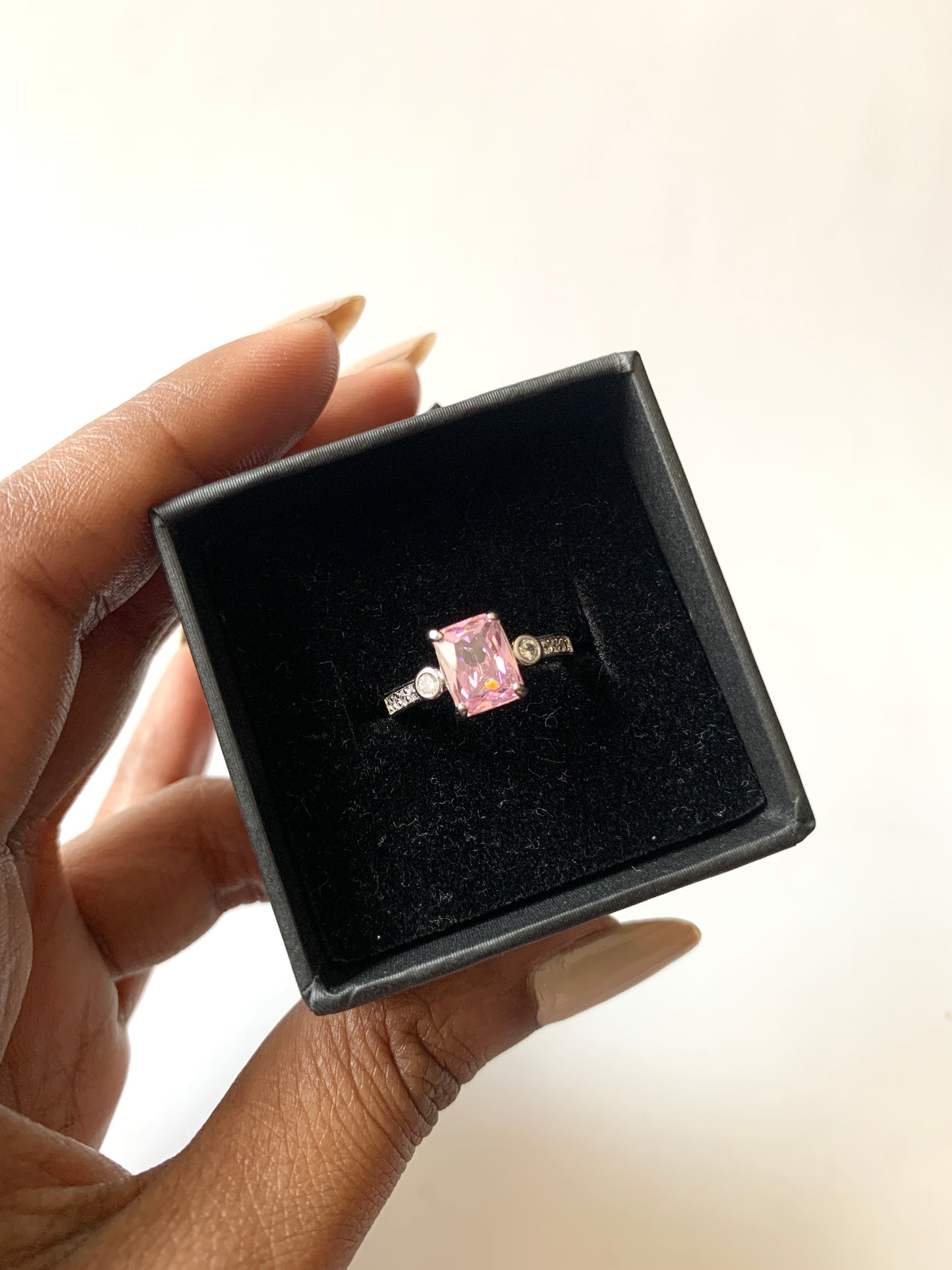 Aze Ring