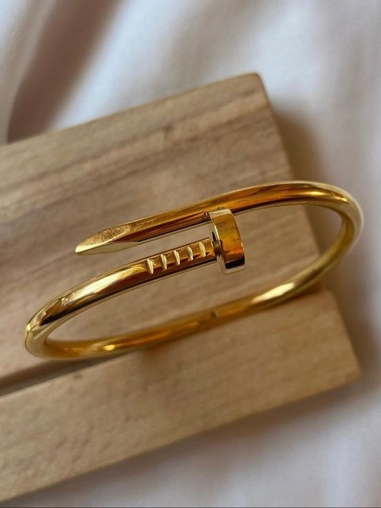 Nail Bracelet