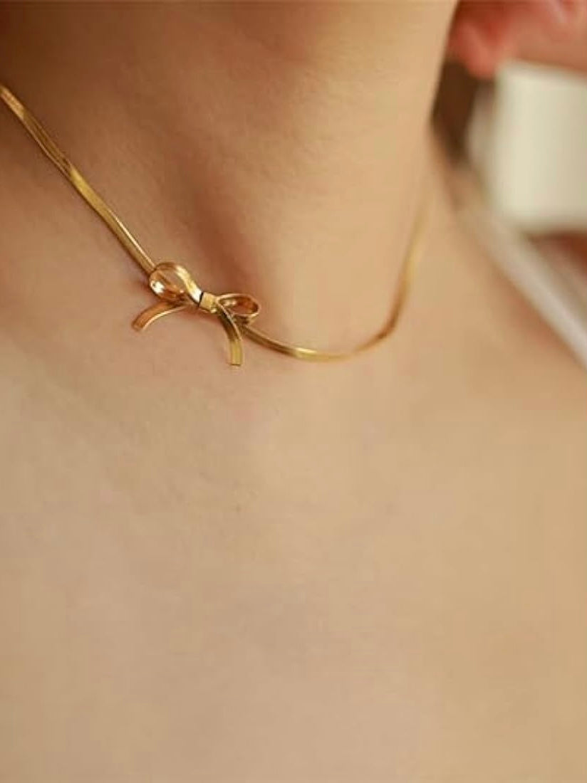Bow tie chain