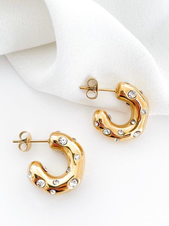 Olivia hoops
