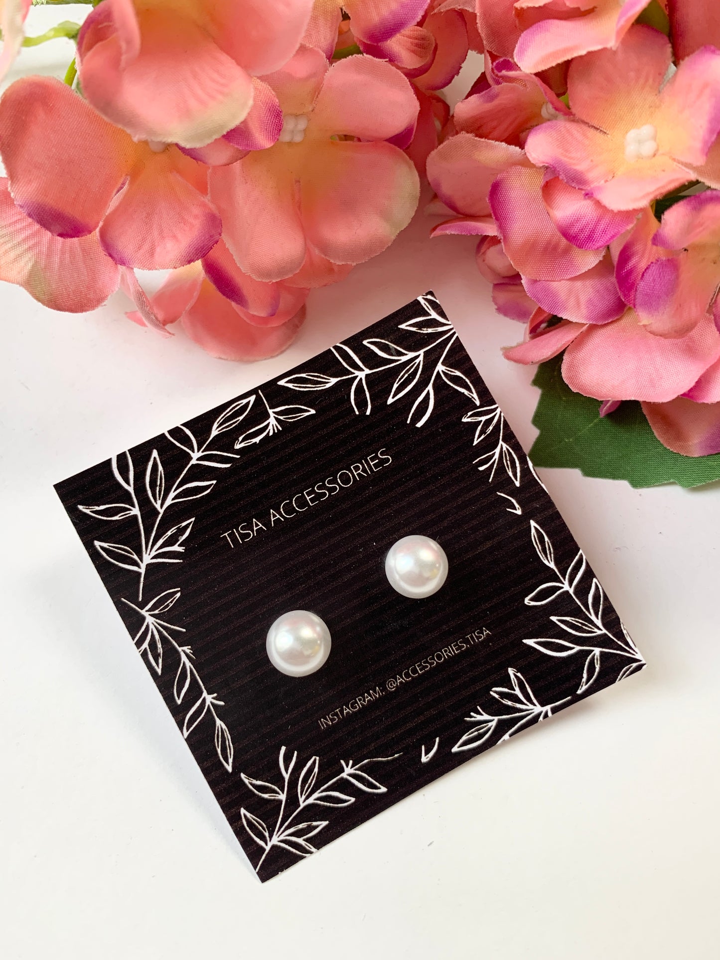 PEARL STUDS