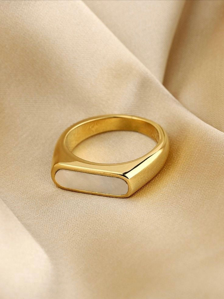 Signet Ring