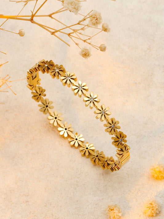Daisy cuff