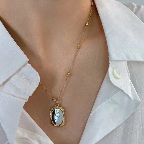 vintage rose