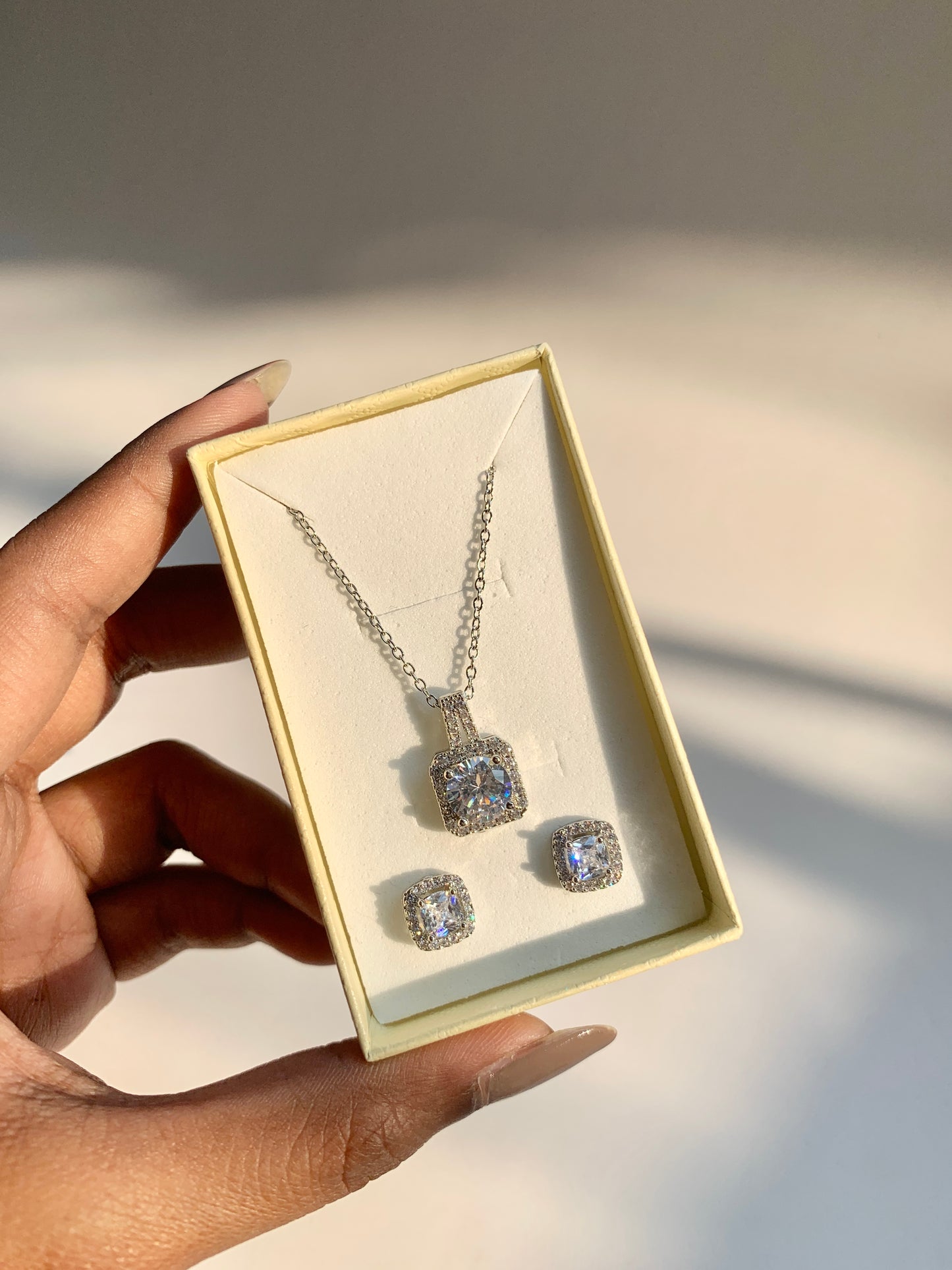Diana jewellery set