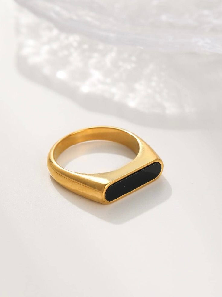 Signet Ring