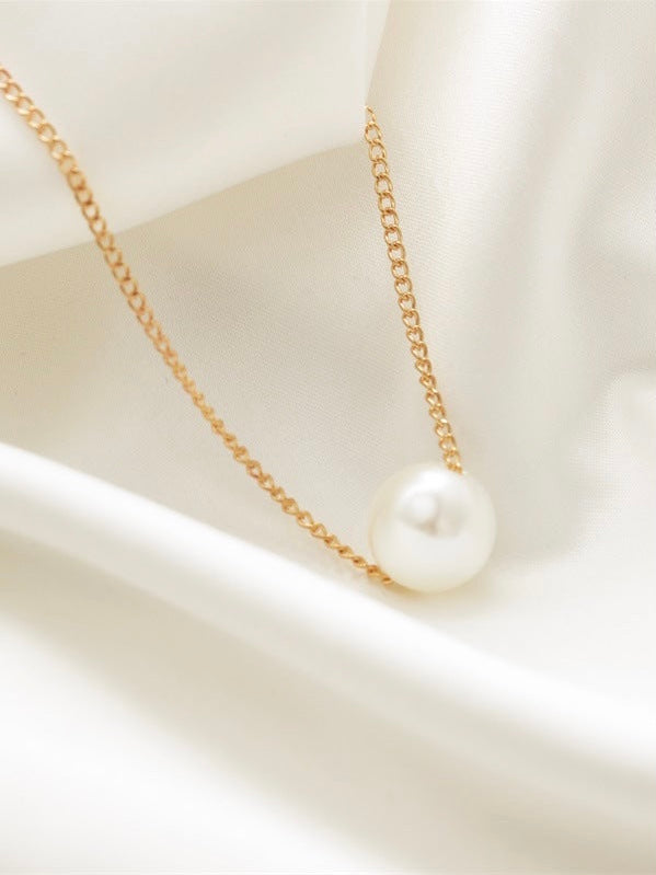 Single Pearl necklace